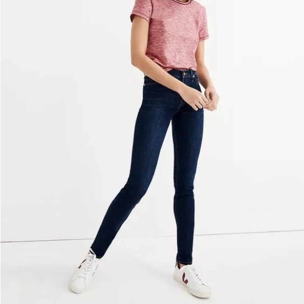 Madewell 9” mid-rise skinny jeans - dark blue, size 29 tencel stretch